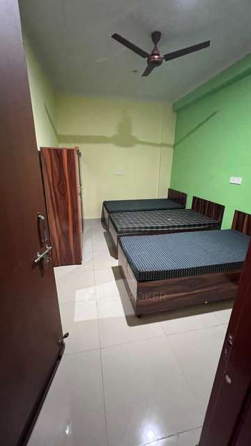 PG for Boys in Islampur Village