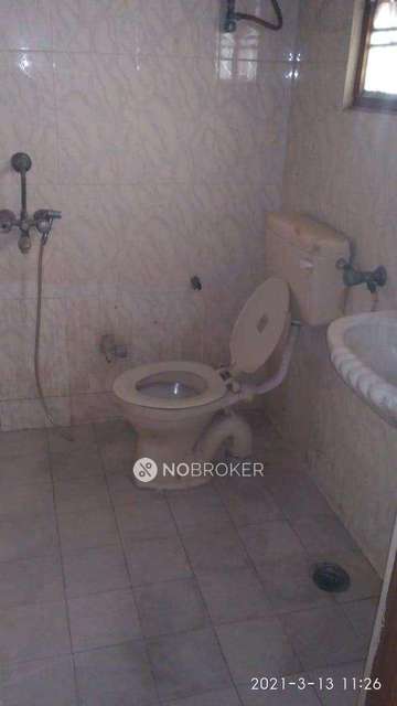 3 BHK Flat In Narsa Reddy Apartments  For Sale  In Himayatnagar