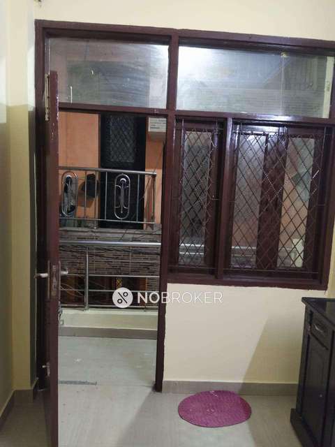 1 BHK Flat For Sale  In Hari Nagar Ashram