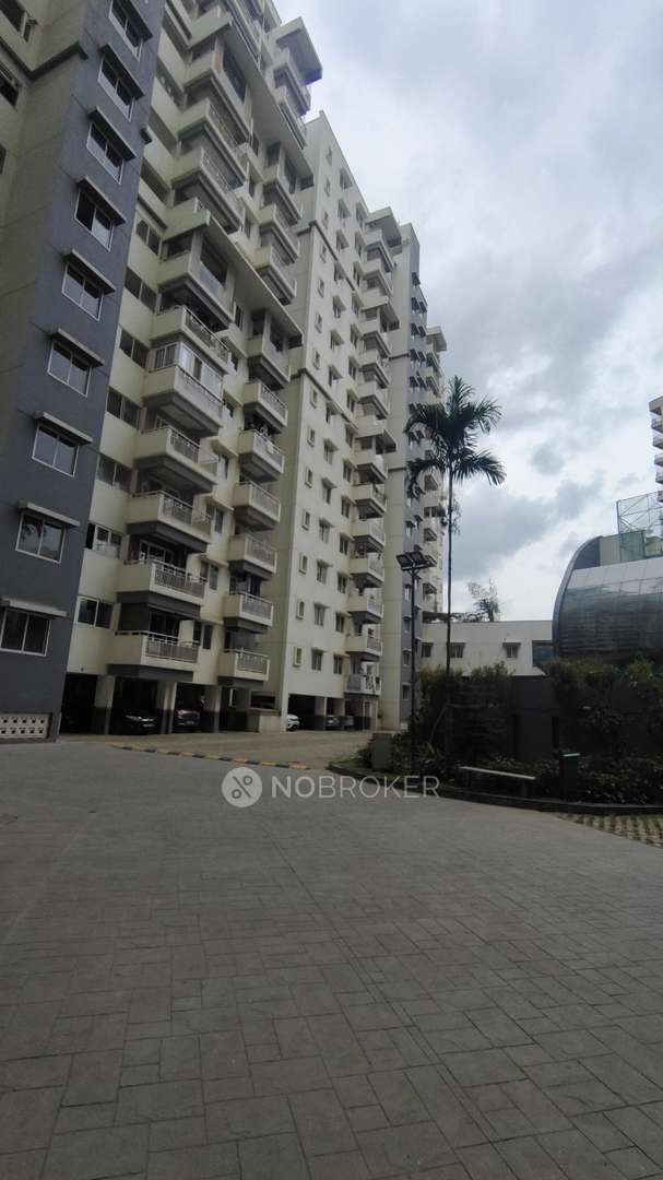 Godrej Woodscapes