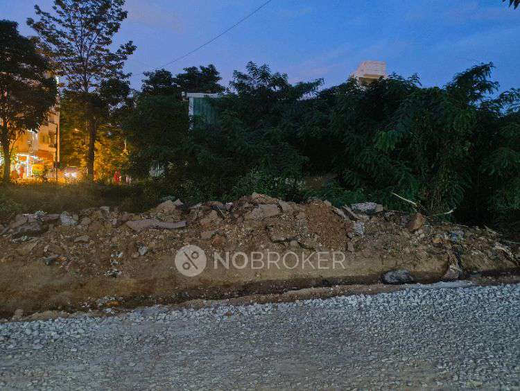 Plot For Sale  In Lingadeeranahalli