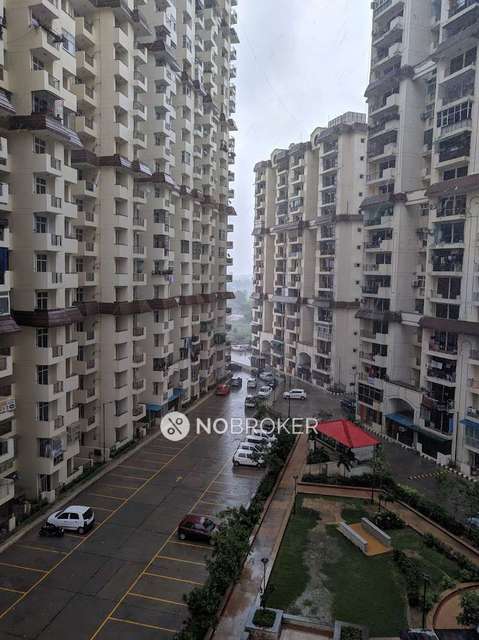 2 BHK Flat In Mahagunpuram  For Sale  In Mahagunpuram
