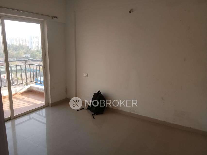 2 BHK Flat In Navratna Exotica Society For Sale  In Hadapsar