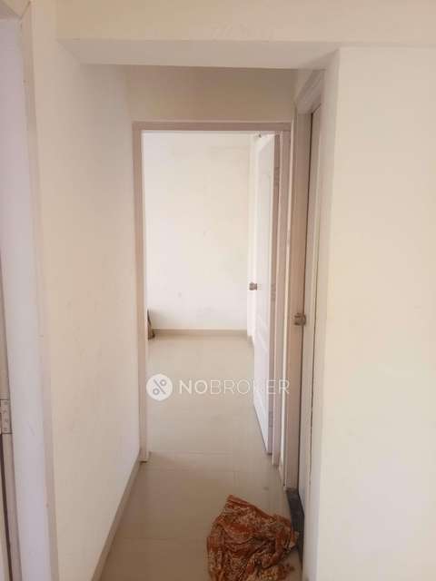 2 BHK Flat In Navratna Exotica Society For Sale  In Hadapsar