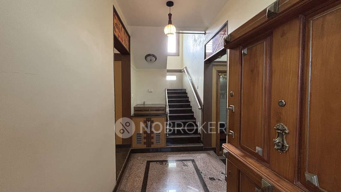 4+ BHK House For Sale  In Geleyara Balaga Layout, Jalahalli West