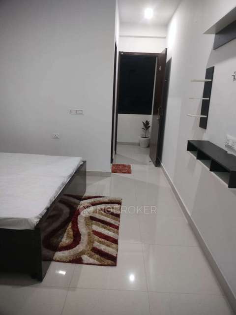 1 RK Flat In Rv Home for Rent  In Sector 52