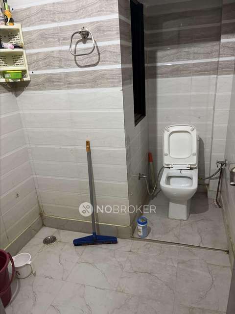 2 BHK Flat In Apartment For Sale  In  Uttam Nagar