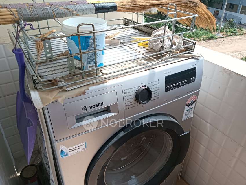 2 BHK Flat In Sree Urmila Avenue For Sale  In Mallampet