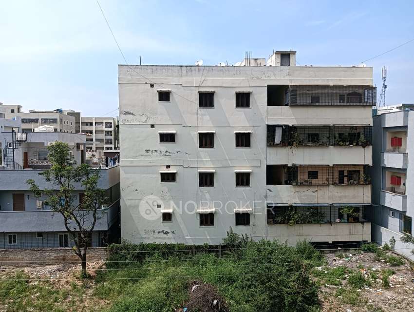 2 BHK Flat In Sree Urmila Avenue For Sale  In Mallampet