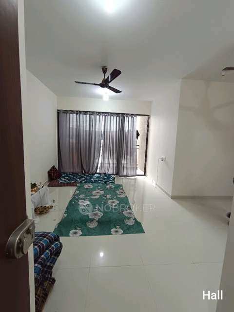 2 BHK Flat In Mantra Mesmer for Rent  In Mundhwa