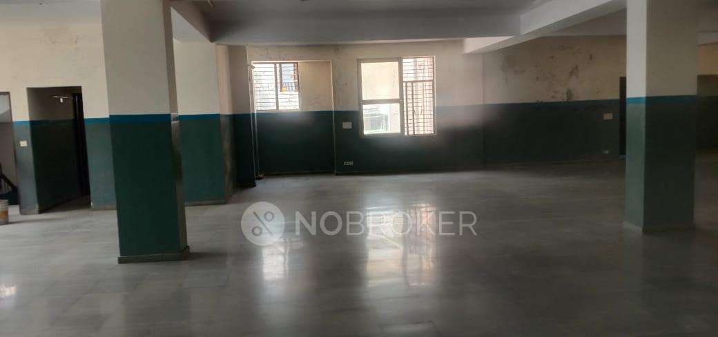 Godown/Warehouse in Okhla Phase Ii, Okhla Industrial Estate, Delhi for Rent 