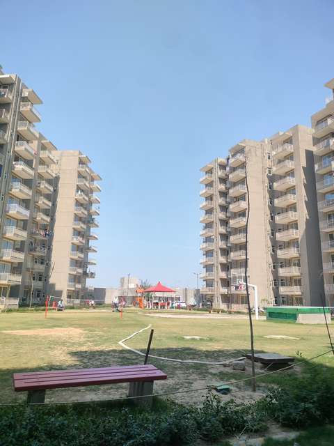 2 BHK Flat In Conscient Habitat Residences For Sale  In  Sector 78,