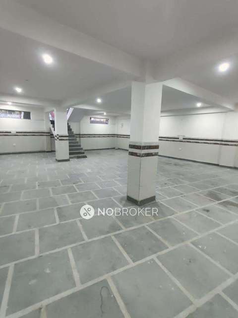 Godown/Warehouse in Mayur Vihar, Delhi for Rent 