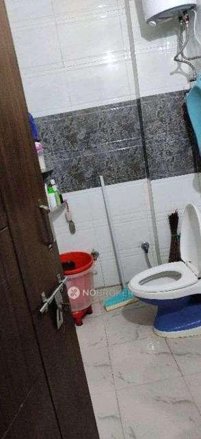 1 BHK Flat In Green Apartment ,mehrauli For Sale  In Mehrauli