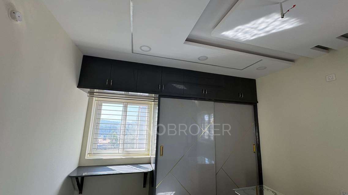 3 BHK Flat In Shikara Abode For Sale  In Peerancheruvu