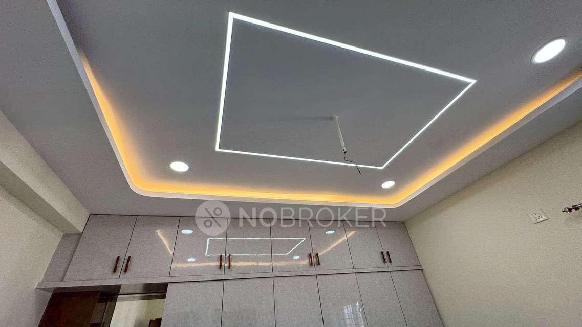 3 BHK Flat In Shikara Abode For Sale  In Peerancheruvu