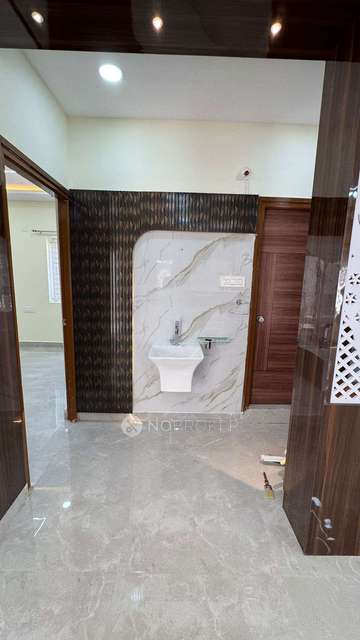 3 BHK Flat In Shikara Abode For Sale  In Peerancheruvu