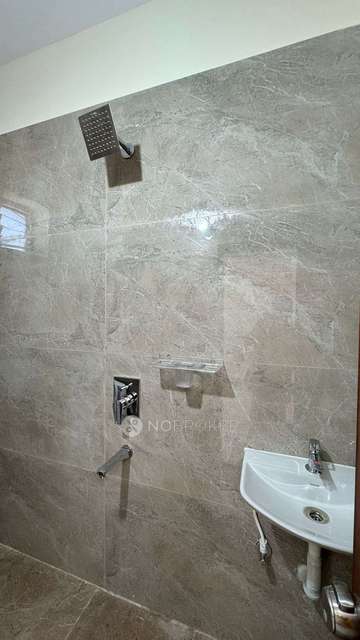 3 BHK Flat In Shikara Abode For Sale  In Peerancheruvu