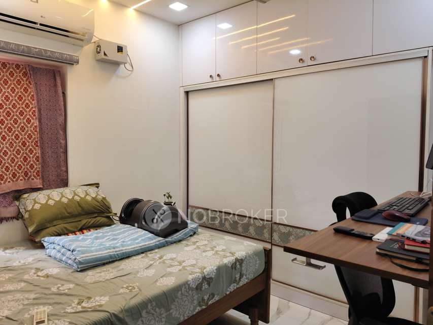 3 BHK Flat In Golden Flat For Sale  In Pallikaranai