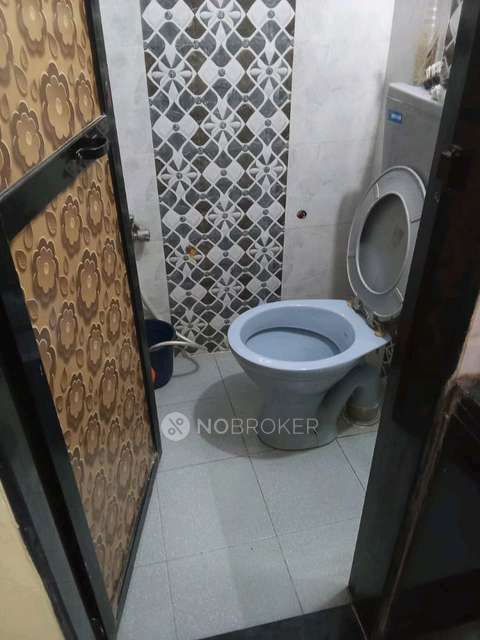 PG for Girls in Hindustan Chowk Police Chowky