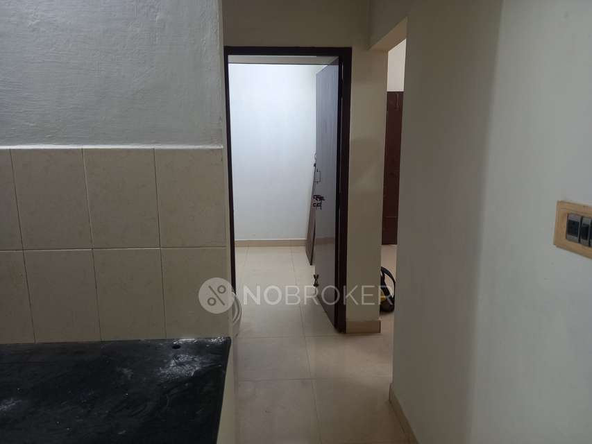 2 BHK Flat In Queens Nest For Sale  In Kurinji Nagar, Ramapuram