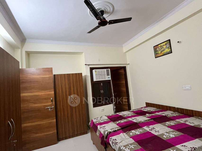 PG for Anyone in  Sector 21