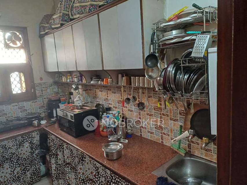 3 BHK Flat For Sale  In Shakarpur