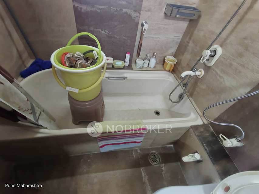 4 BHK Flat In Silver Oak, Green Valley For Sale  In Wanowrie