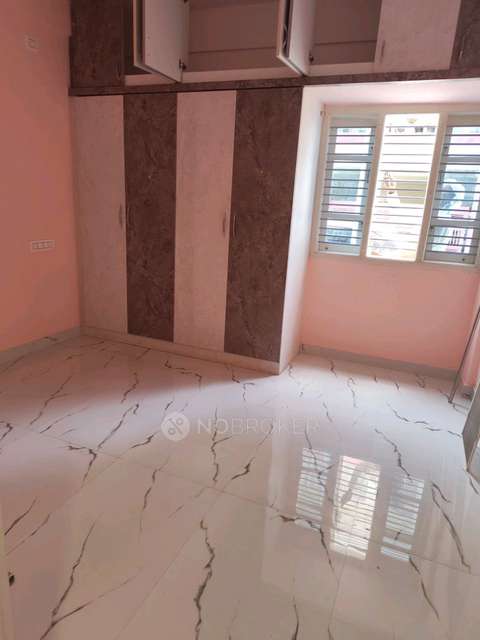 1 BHK House for Rent  In 15, 8th A Cross Road