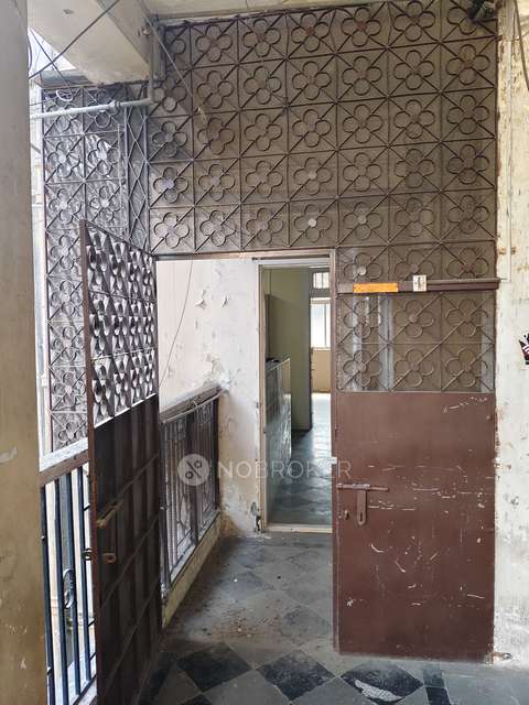 2 BHK Flat In Sharda Sadan  For Sale  In Fort 