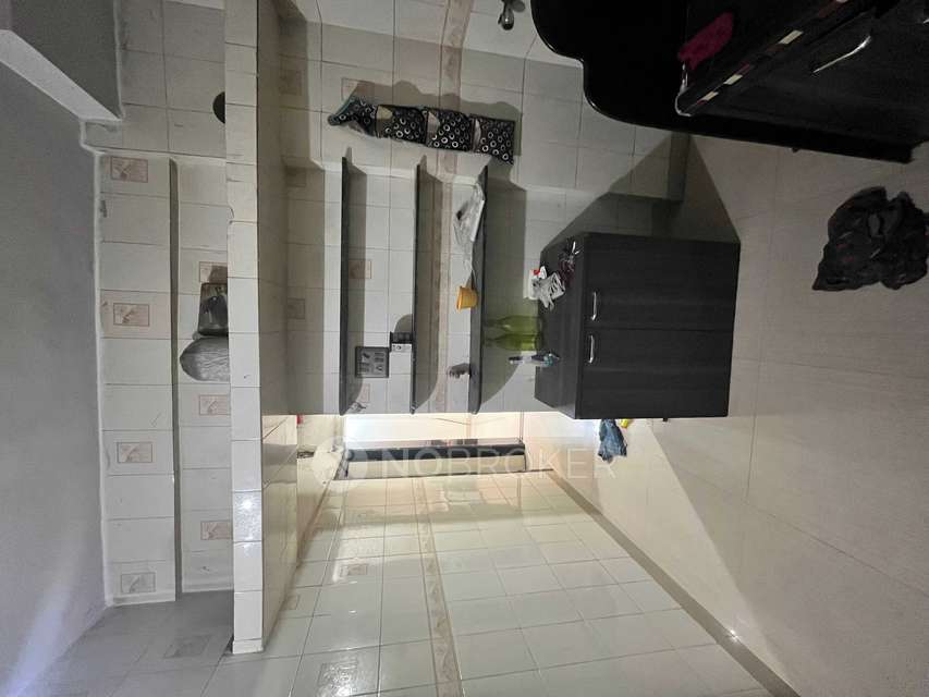 1 BHK Flat In Natraj Sadan For Sale  In Natraj Sadan Chs