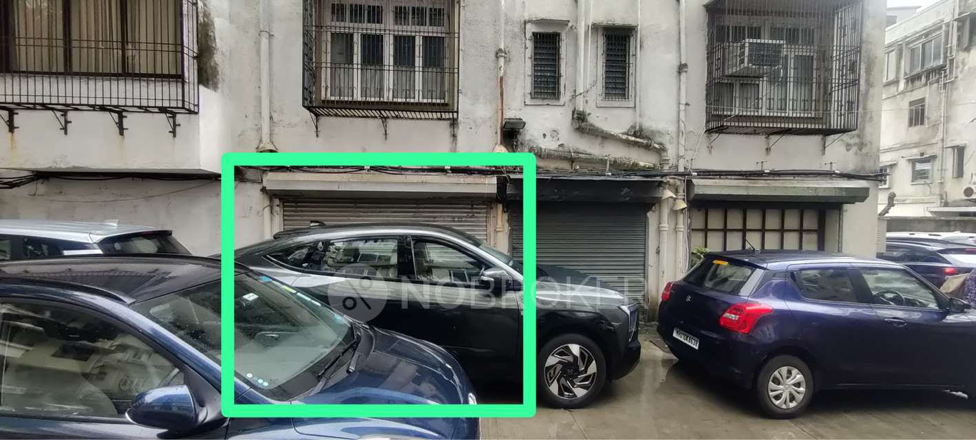 Godown/Warehouse in Kemps Corner, Malabar Hill, Mumbai for Rent 