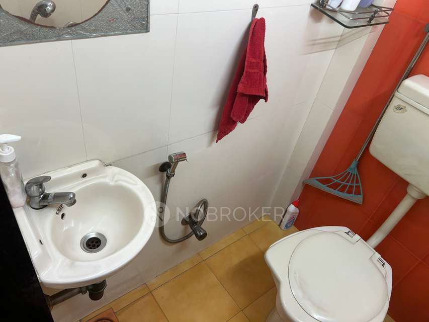 1 BHK Flat In Crystal Chs Jogeshwari For Sale  In Jogeshwari West