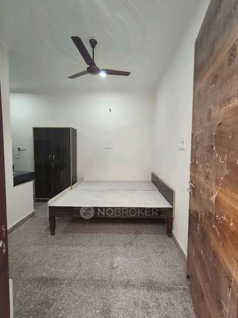 1 RK House for Rent  In  Sector 20