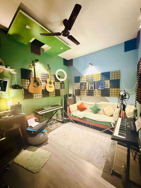 3 BHK Flat In Standalone Building  For Sale  In Bharat Vihar