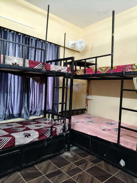 PG for Girls in Shagun Chowk