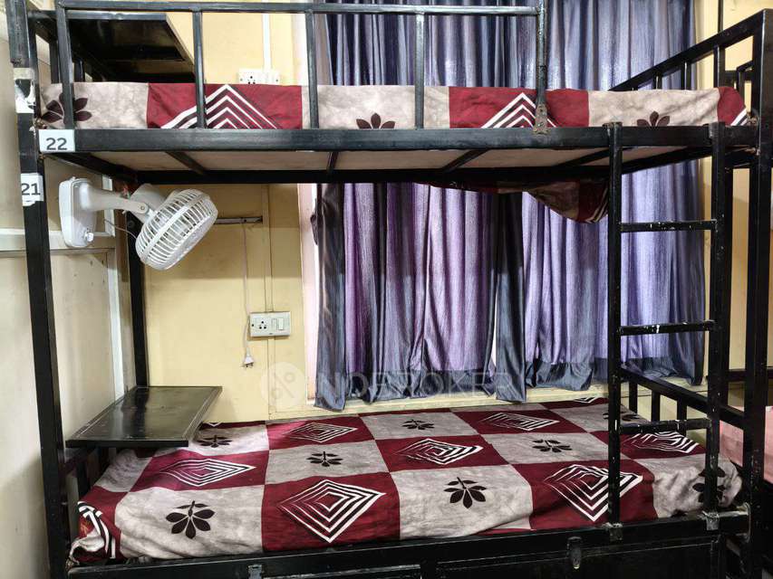 PG for Girls in Shagun Chowk