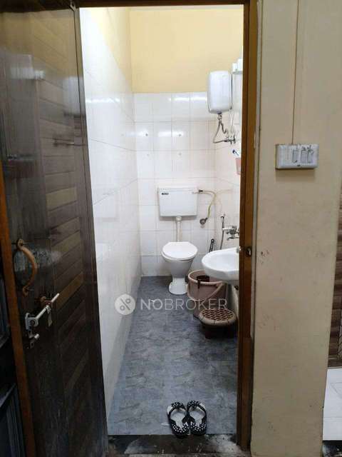 PG for Girls in Shagun Chowk