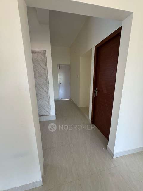 2 BHK Flat In Sri Kumaran Flats For Sale  In  Sembakkam