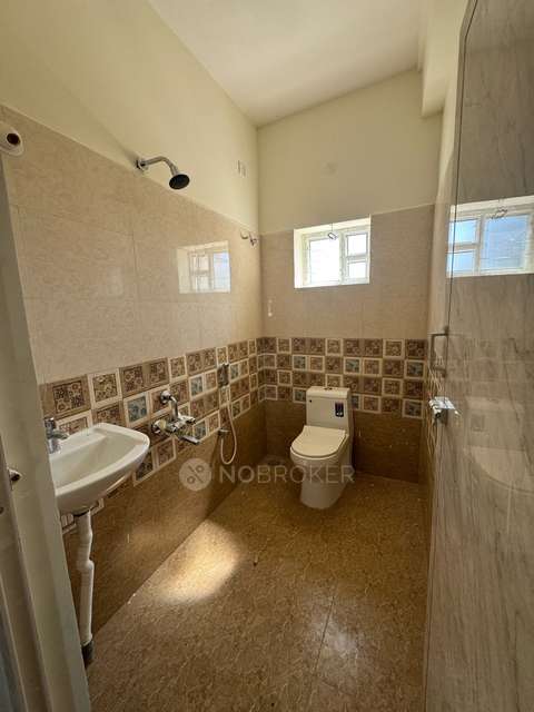 2 BHK Flat In Sri Kumaran Flats For Sale  In  Sembakkam