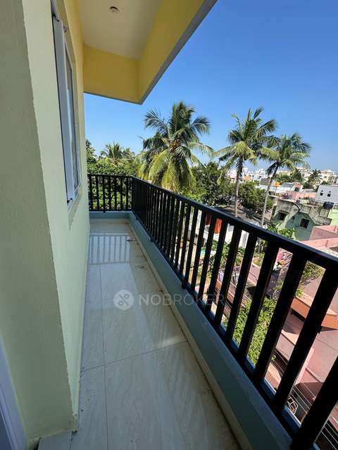 2 BHK Flat In Sri Kumaran Flats For Sale  In  Sembakkam