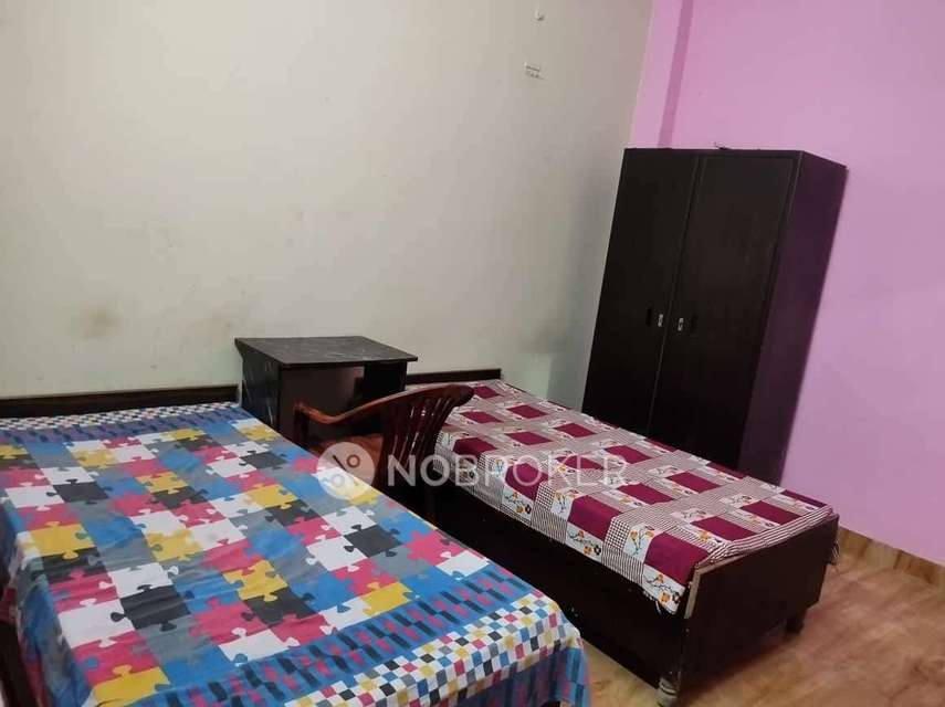 PG for Boys in Sector 62