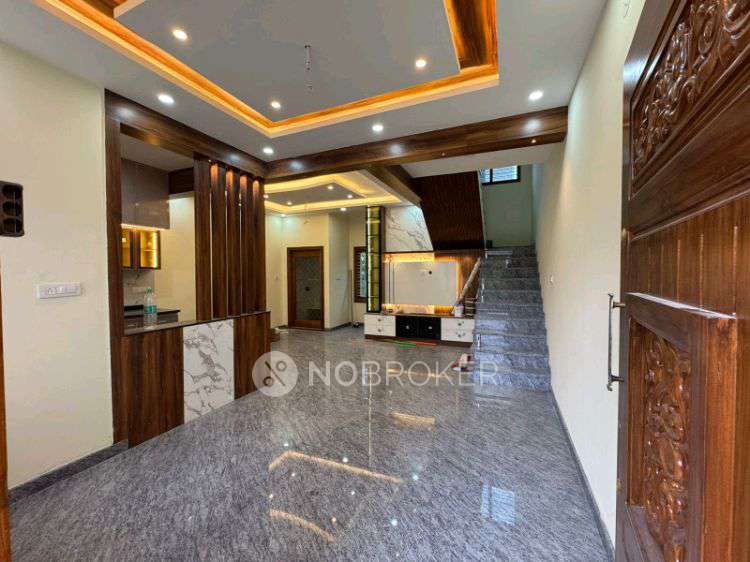 4 BHK Flat For Sale  In Anjanapura 5th G Block, Lal Bahadur Shastri Nagar