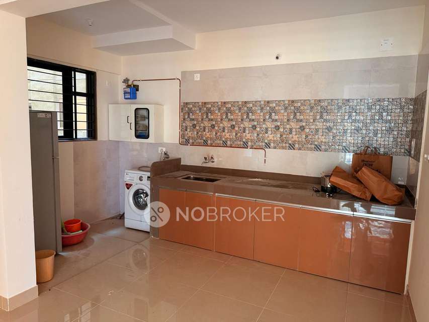 Single Room for Male In 3 BHK  In Falcon Tower At Riverview City, Loni Kalbhor In Loni Kalbhor