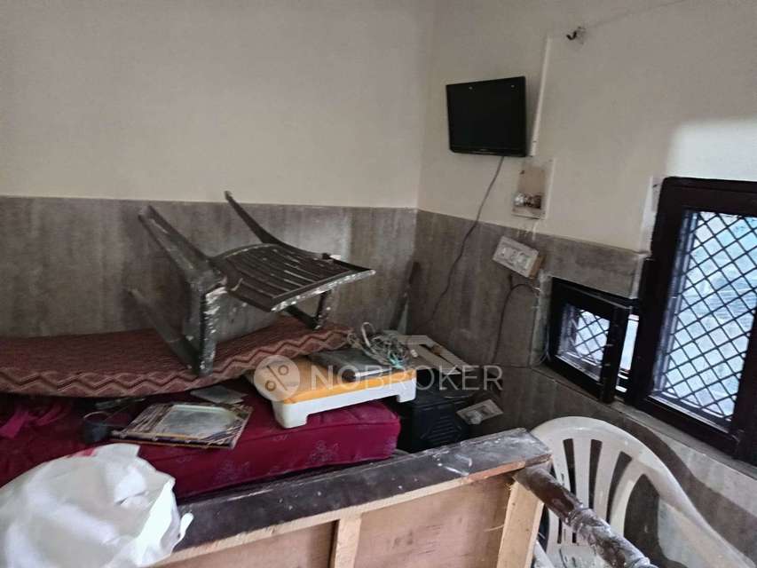 2 BHK House for Rent  In F25g+qmr, Jacobpura, Sector 12, Gurugram, Haryana 122001, India