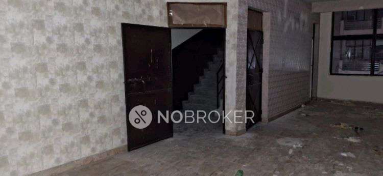 Industrial Building in Sector 11, Noida for Rent 
