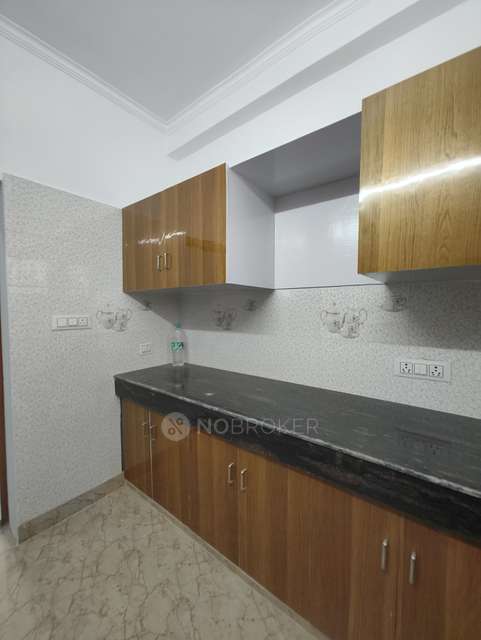 3 BHK Flat In Dda Apartment For Sale  In Janakpuri