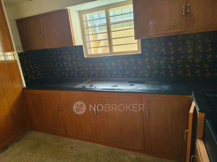 4+ BHK House For Sale  In Gujji 2nd St