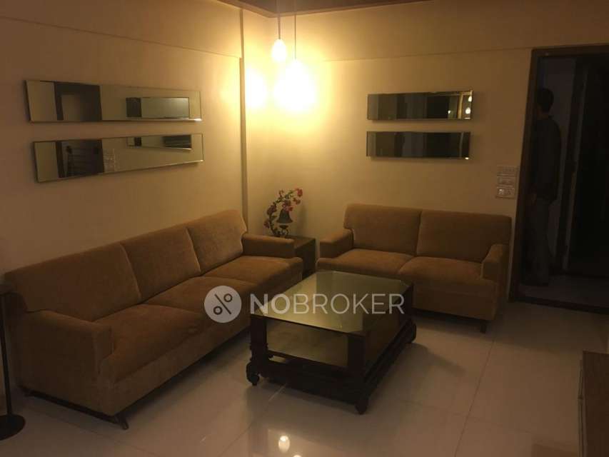 2 BHK Flat In Royal Gate Chs for Rent  In Andheri West