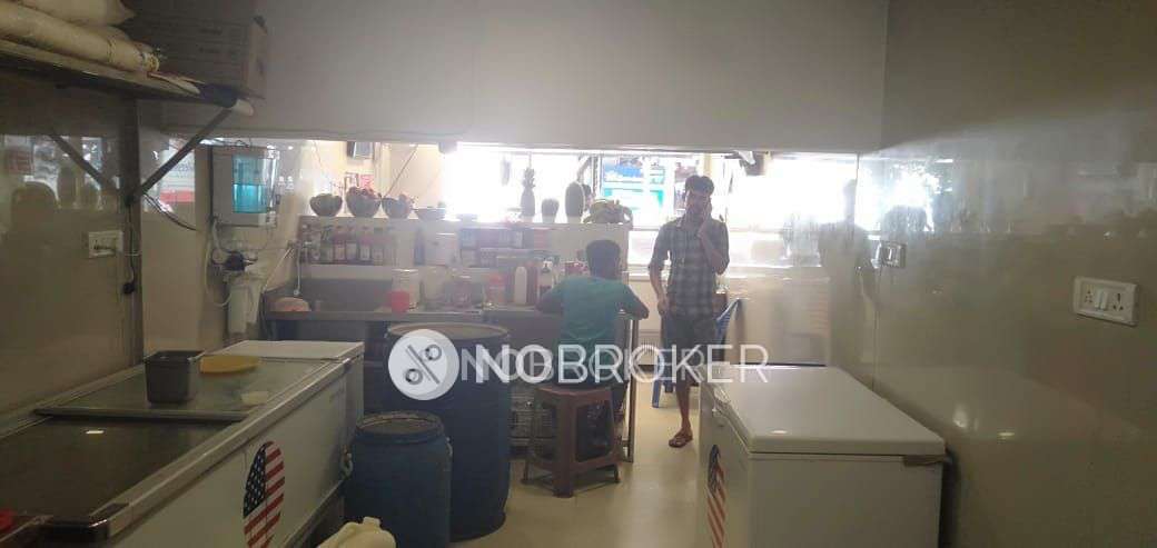 Showroom in Saligramam, Chennai for Rent 